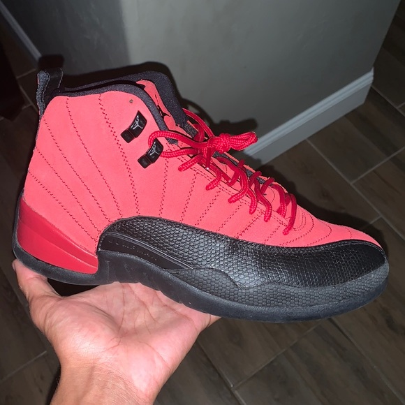 jordan 12 reverse flu game - Picture 2 of 3